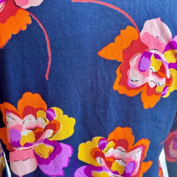 Vintage 70s Floral Blouse – Bold Pop Art Print - Picture 4 of 6